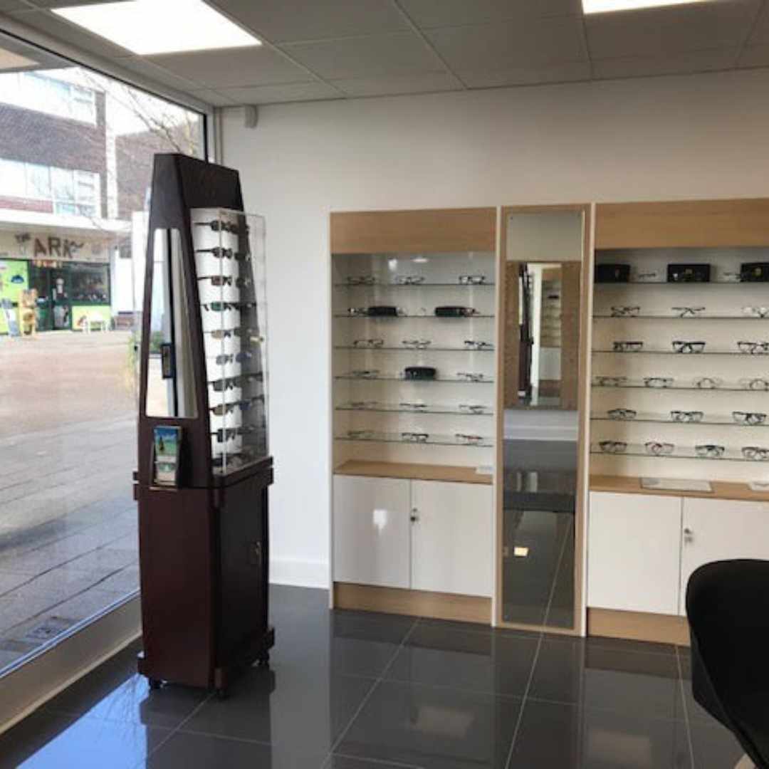 Opticians Displays | Bespoke Eyewear & Sunglasses Stand | Luminati