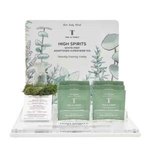 A bespoke countertop product glorifier featuring sachets of tea.